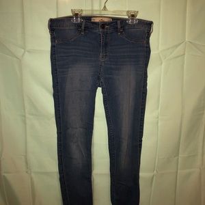 Medium wash hollister jeans